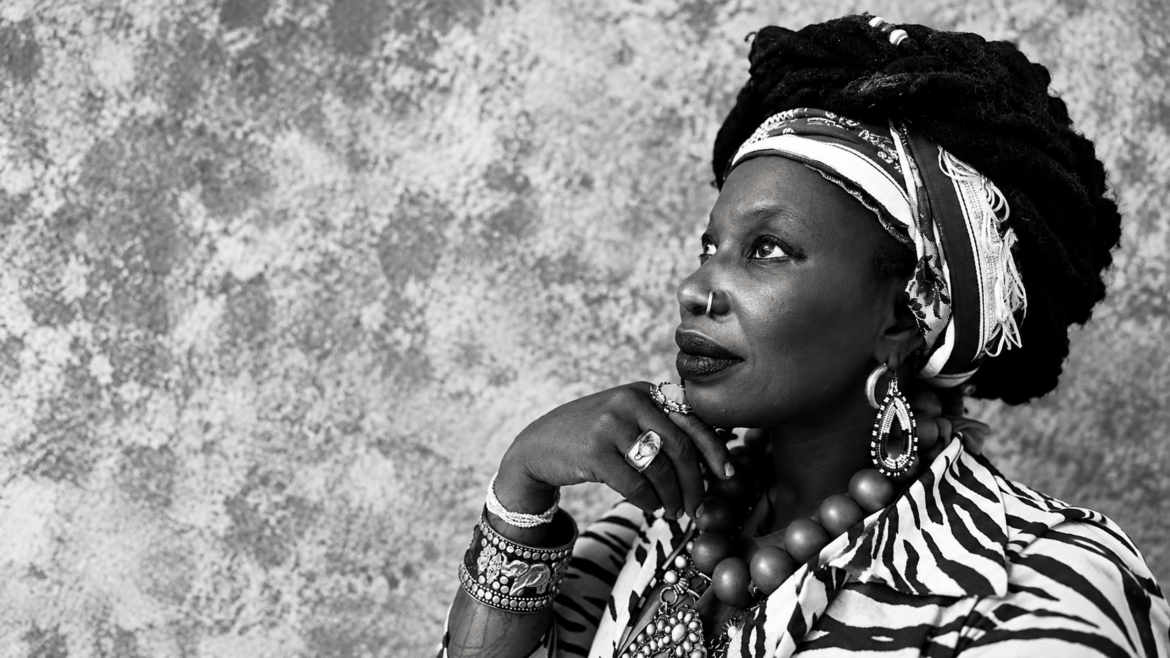 Nana to Debut Art at Dublin Exhibition